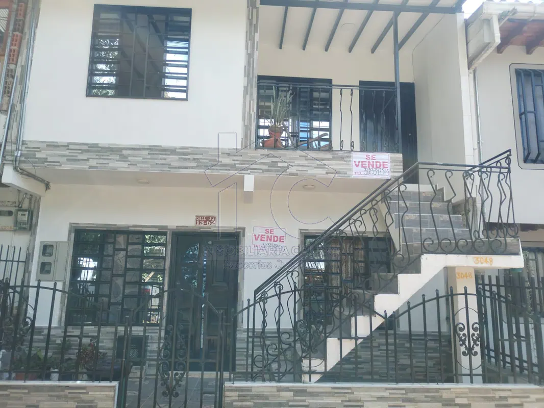 Casa Dos Pisos Ciudadela